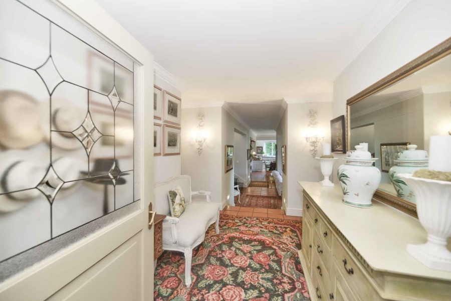 4 Bedroom Property for Sale in Kwaaiwater Western Cape